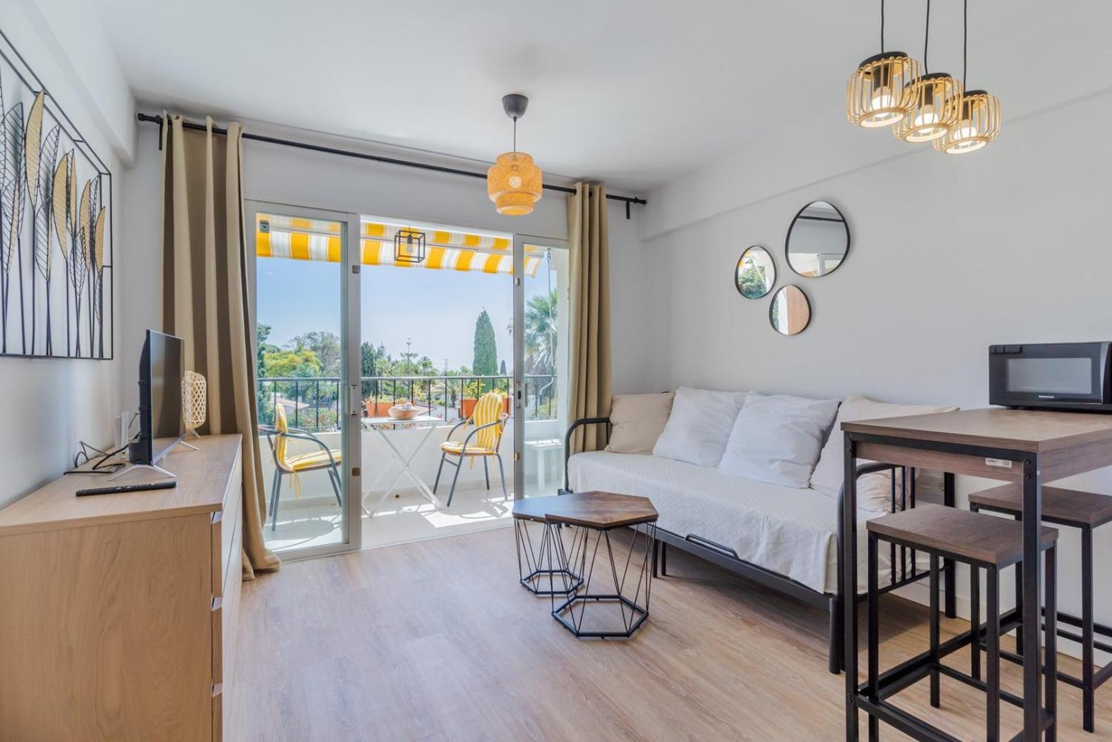 Appartamento Guestready - Chasing The Sun In Malaga Marbella Esterno foto
