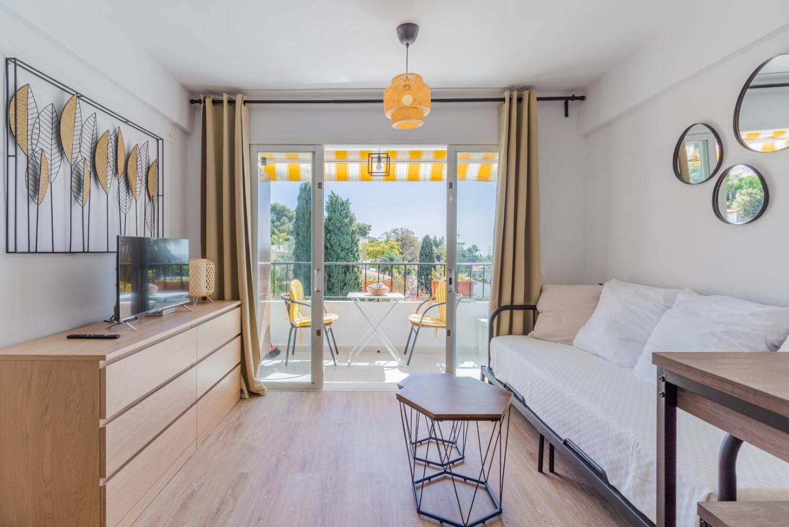 Appartamento Guestready - Chasing The Sun In Malaga Marbella Esterno foto